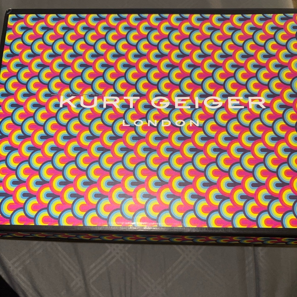 Kurt Geiger Kids Rainbow Pattern Shoe Box - Multicolor